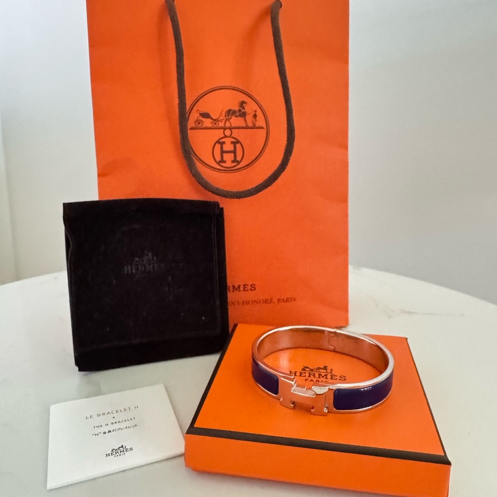 Hermes Clic H beautiful navy blue and silver Bracelet